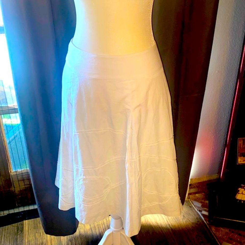 White with silver detailing wide waist Skirt